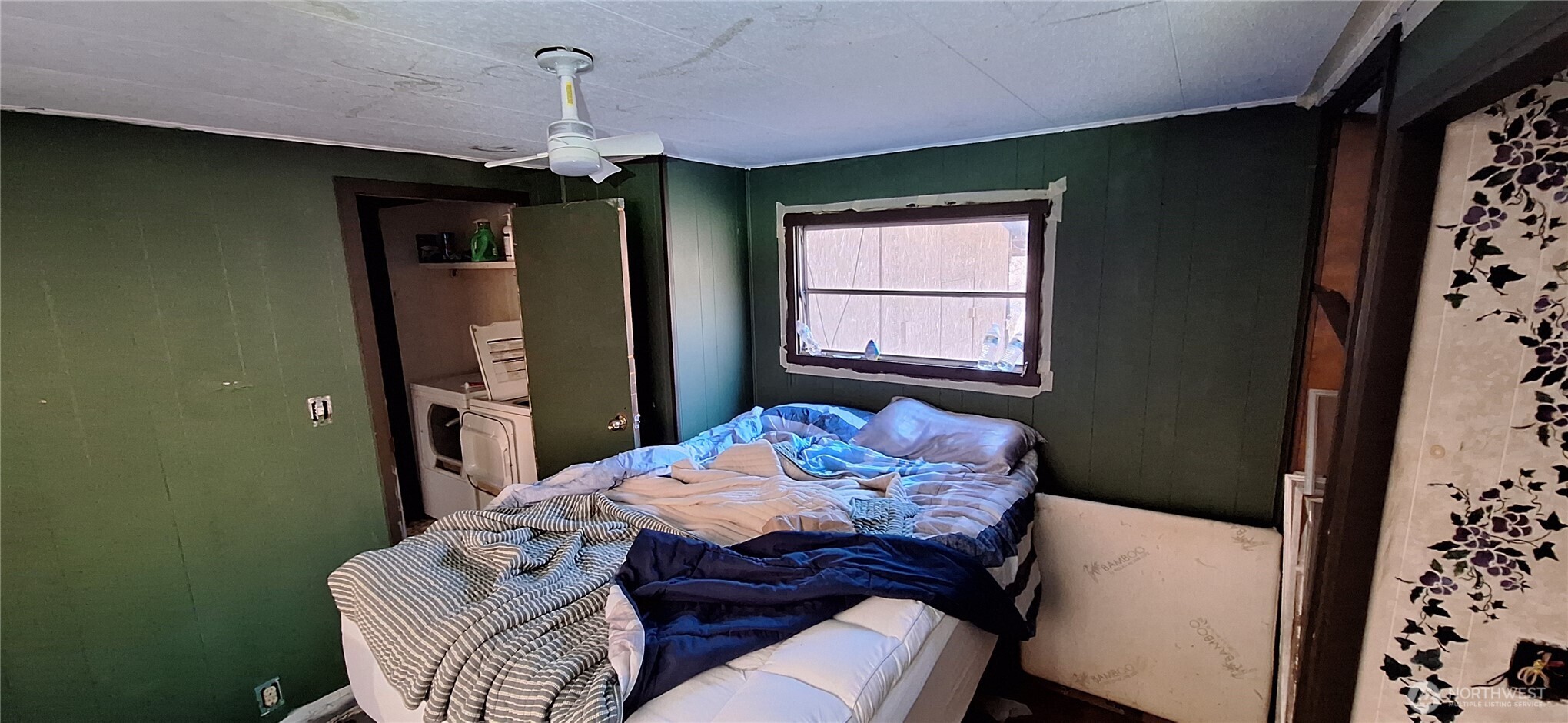 1586 King Road