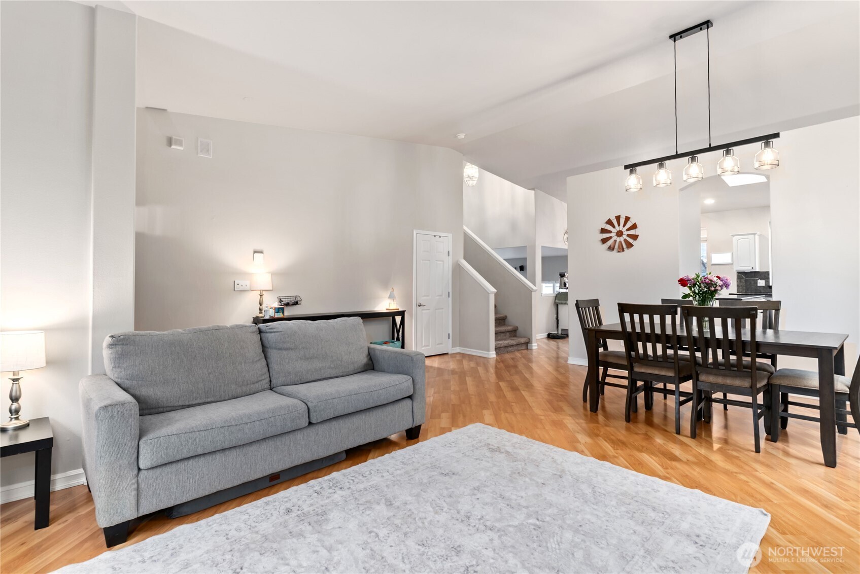 10018 Cascadian Avenue SE