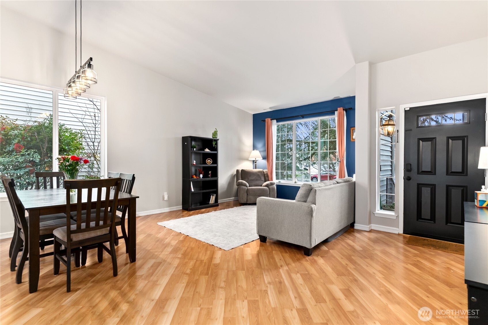 10018 Cascadian Avenue SE