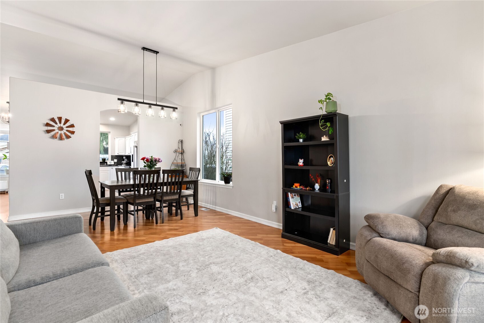 10018 Cascadian Avenue SE