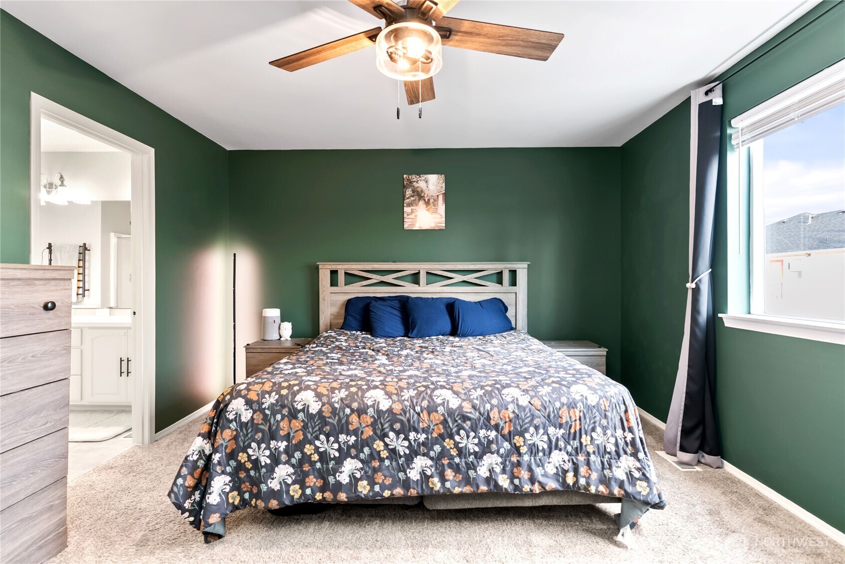 10018 Cascadian Avenue SE