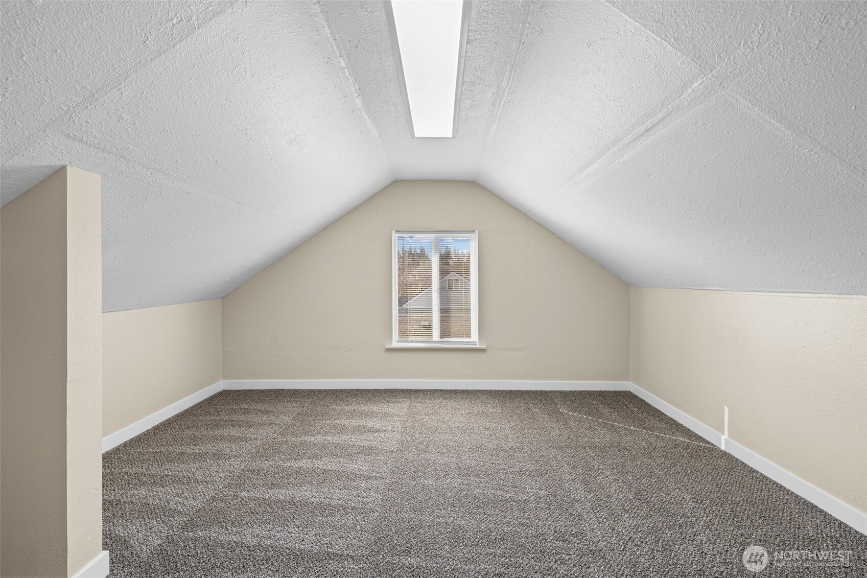 4323 S Lawrence Street