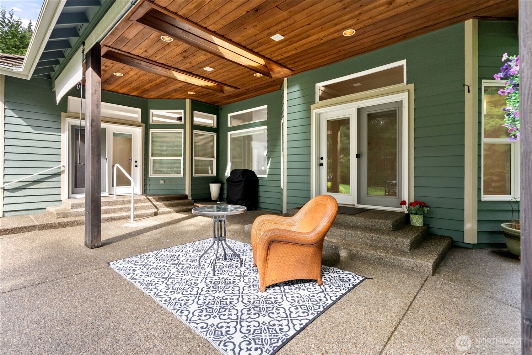 7094 SW Dundee Court