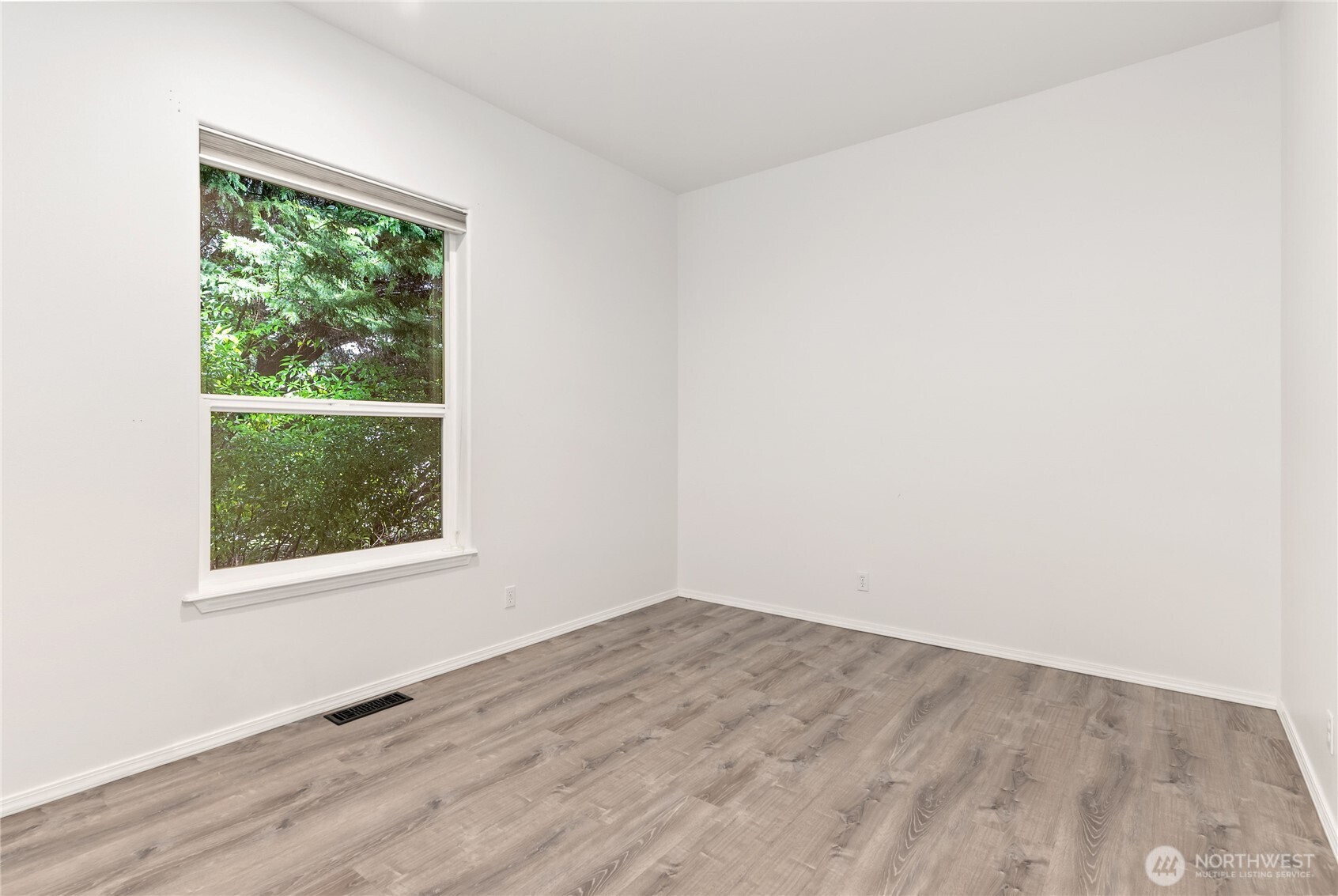 7094 SW Dundee Court