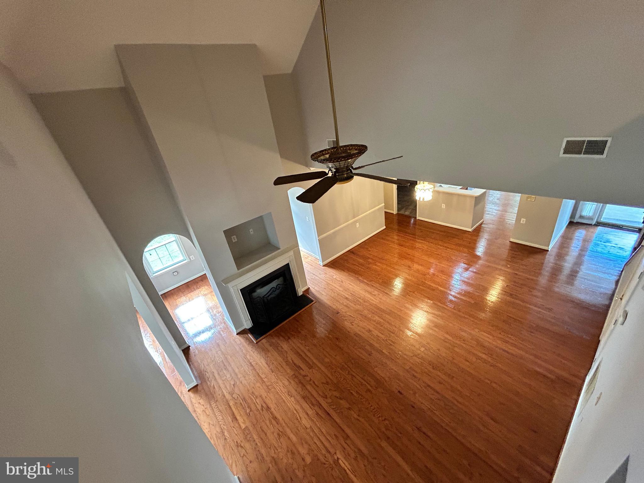 303 Dunnville Pl