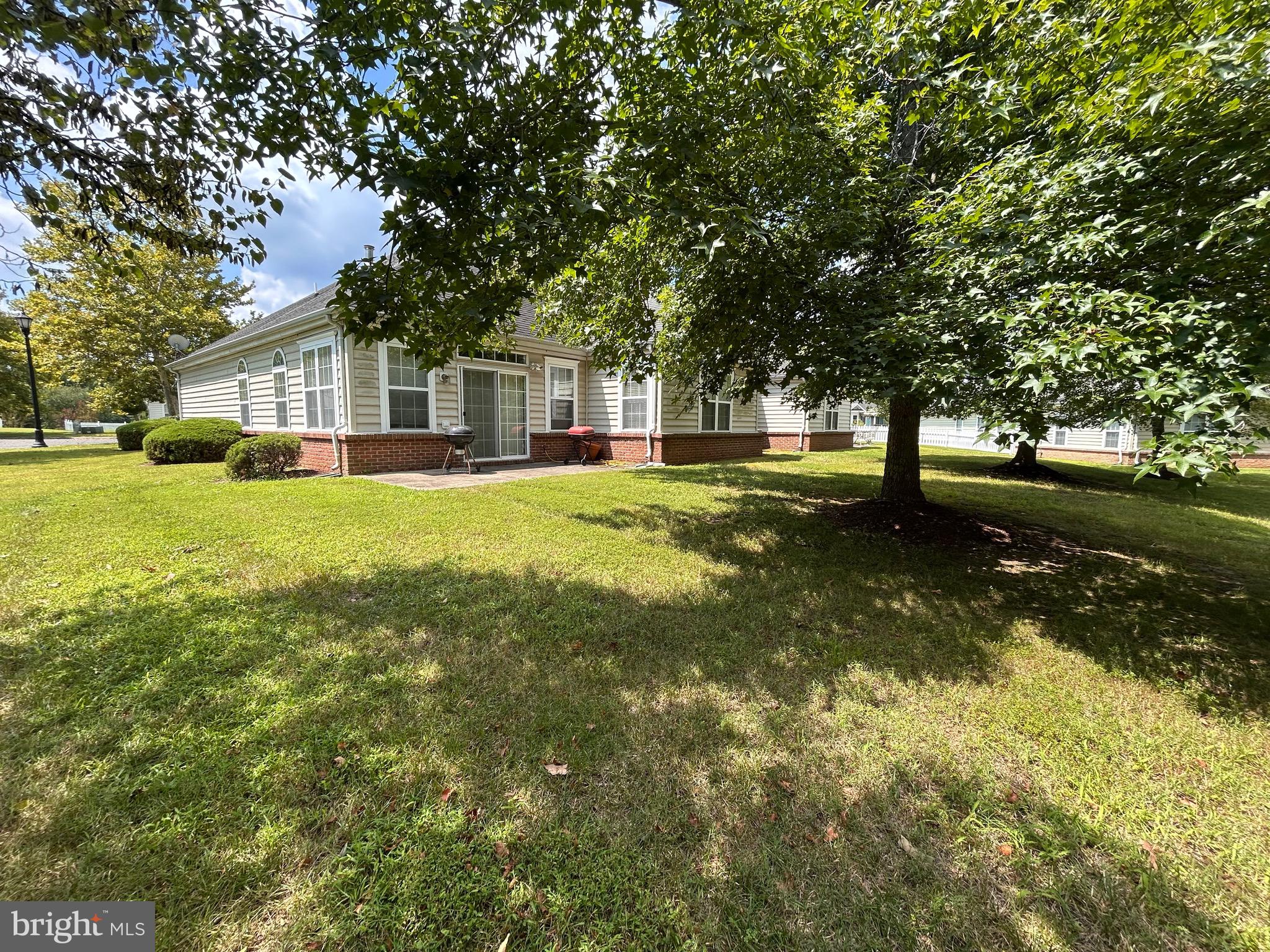 303 Dunnville Pl