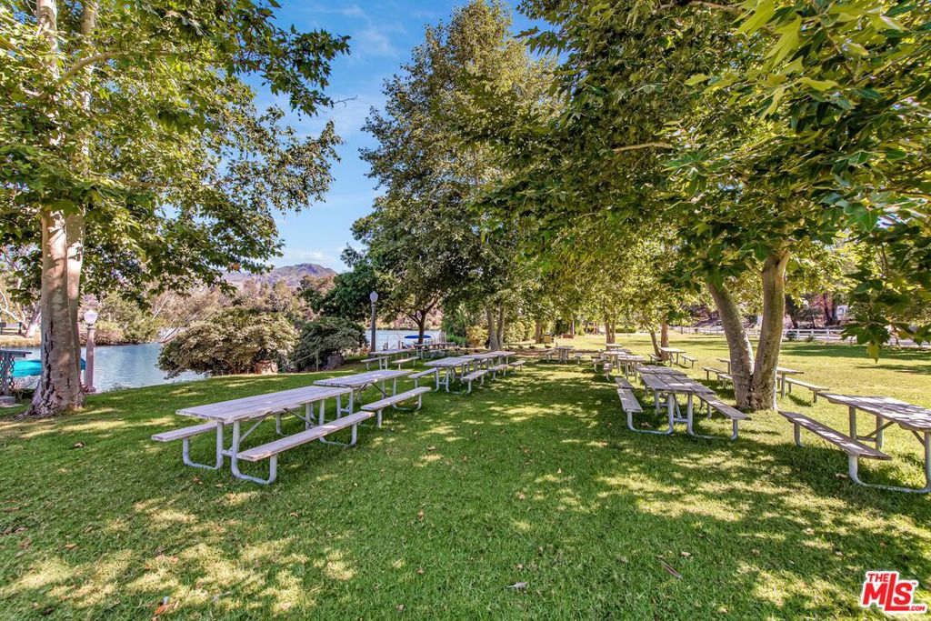 2370 Laguna Circle Drive