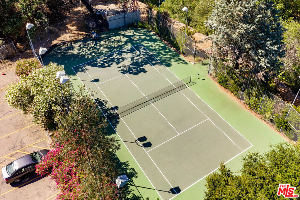 2370 Laguna Circle Drive