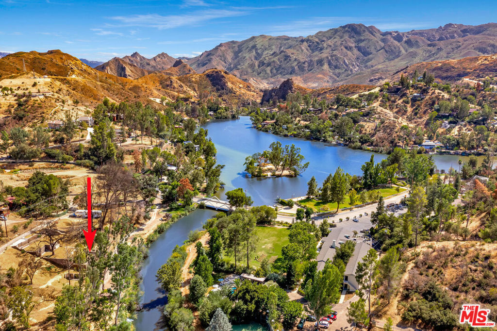 2370 Laguna Circle Drive