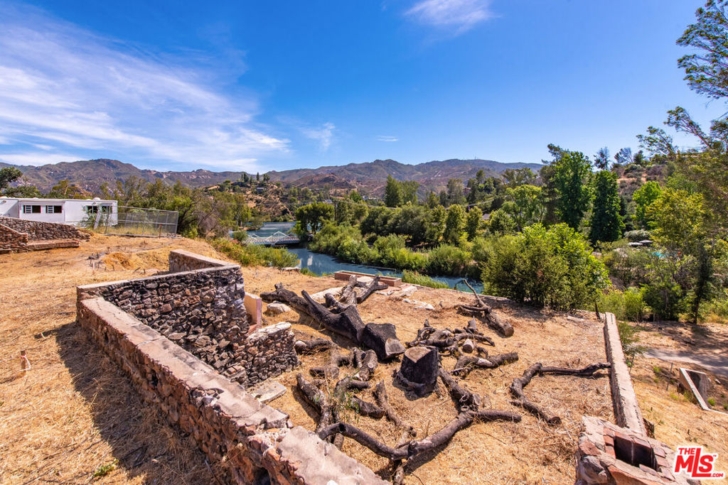 2370 Laguna Circle Drive