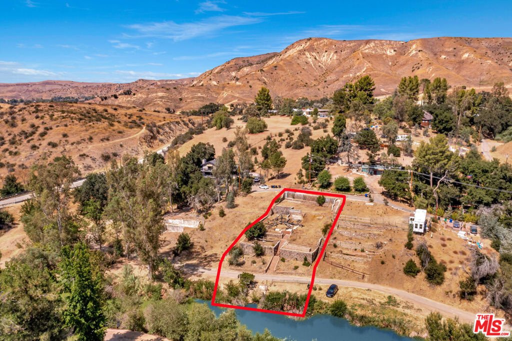 2370 Laguna Circle Drive