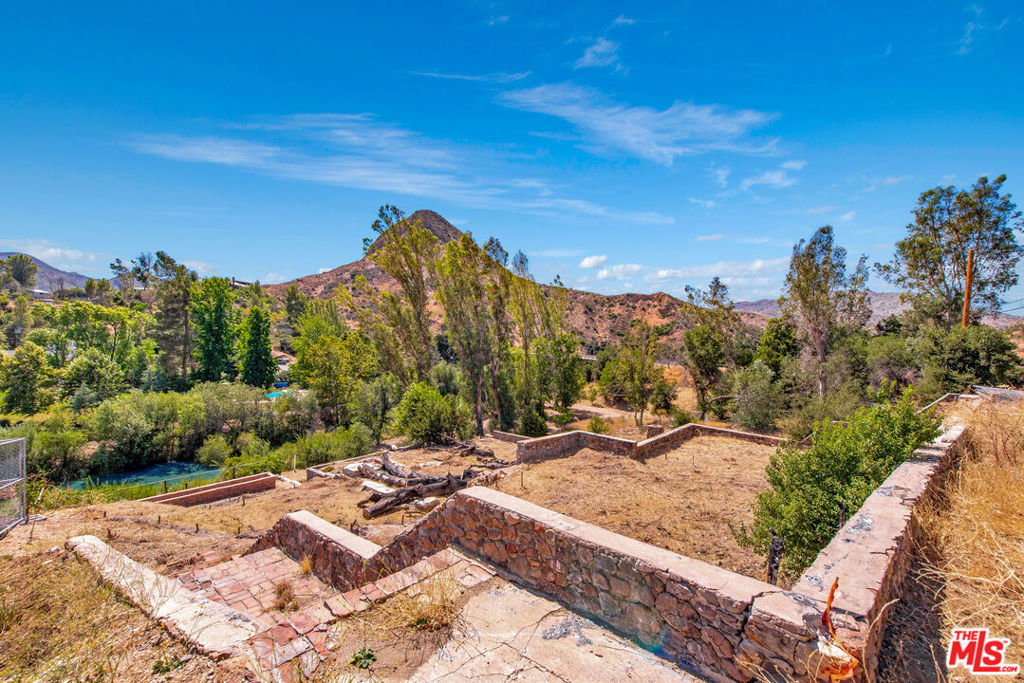 2370 Laguna Circle Drive