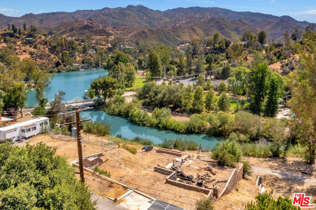 2370 Laguna Circle Drive