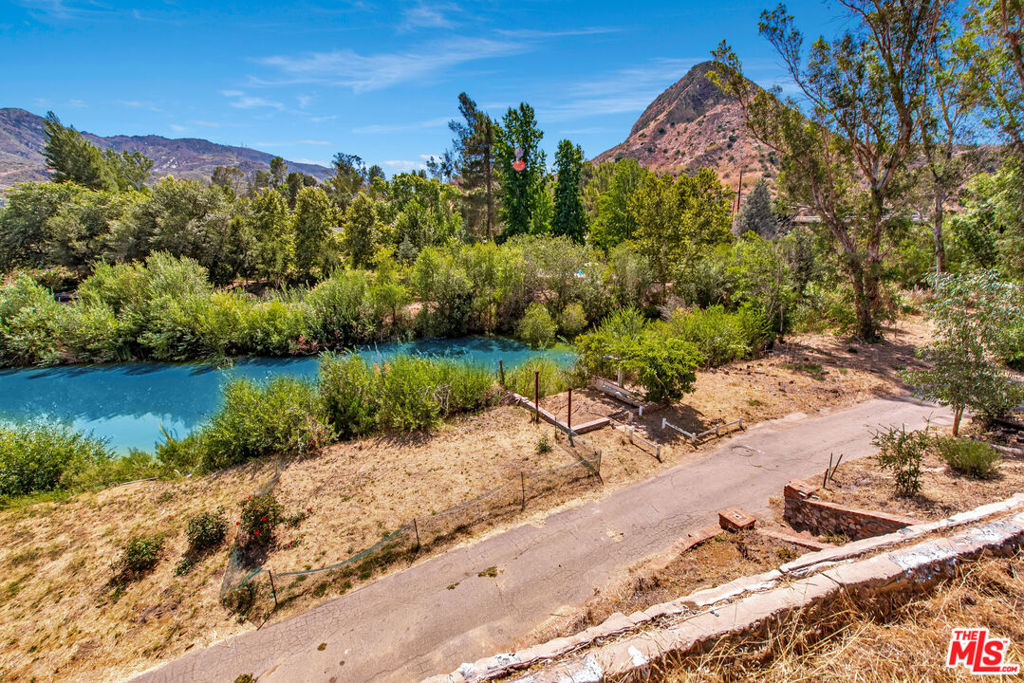 2370 Laguna Circle Drive