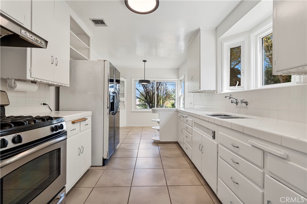 24455 Arcadia Street