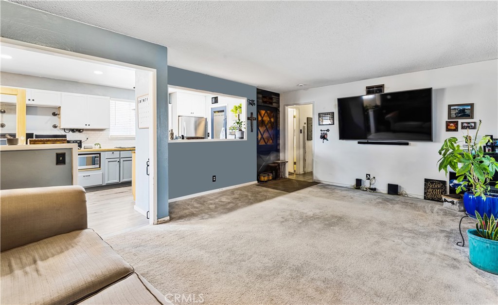 43827 Rimvale Avenue