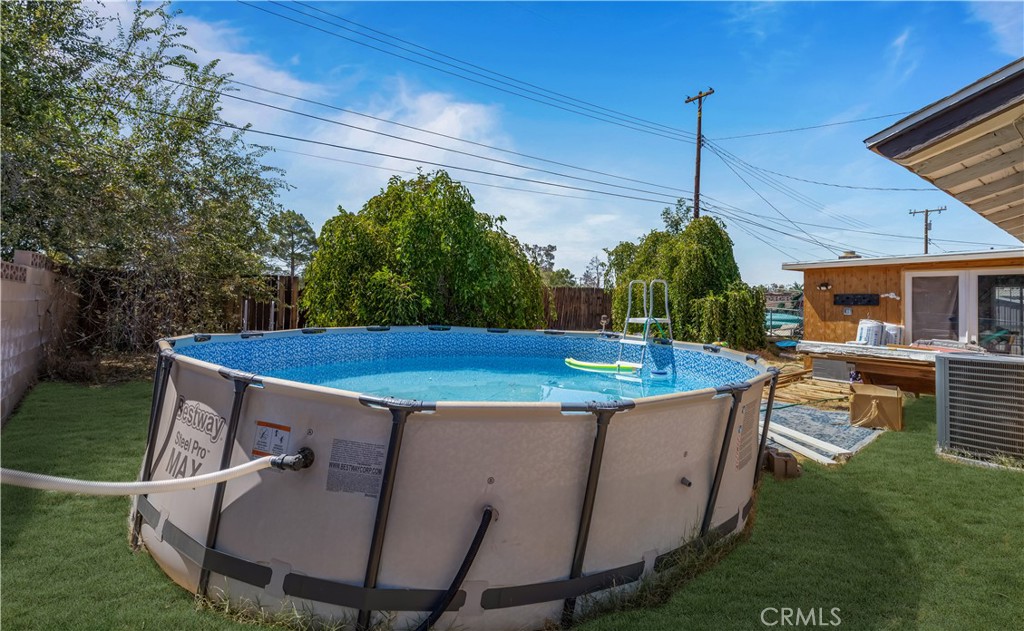 43827 Rimvale Avenue