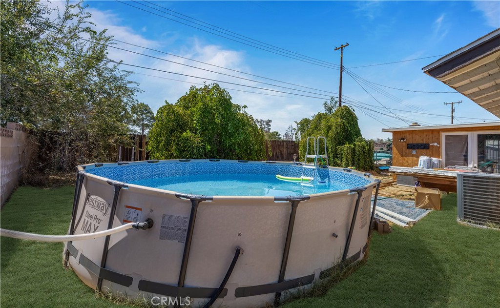 43827 Rimvale Avenue