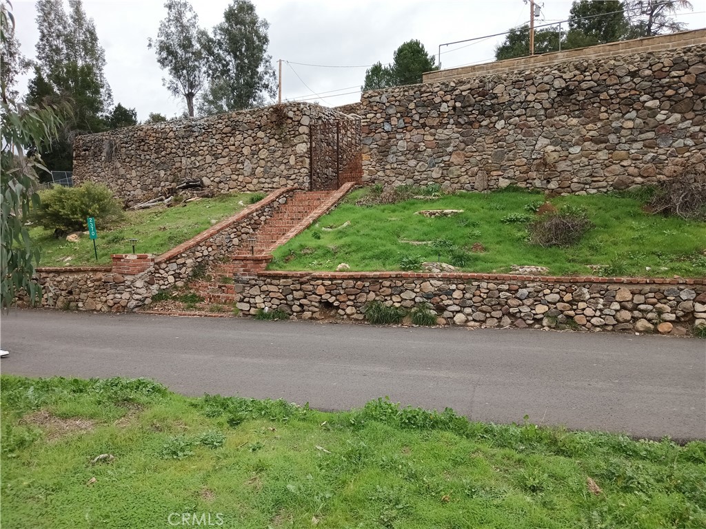 2370 Laguna Circle Drive