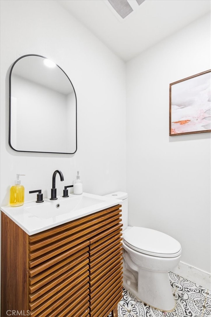 26434 Fairgate