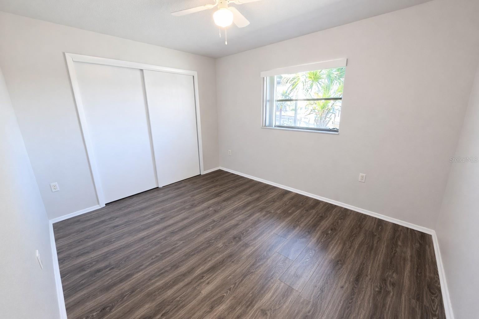 3211 RIVERSIDE DR