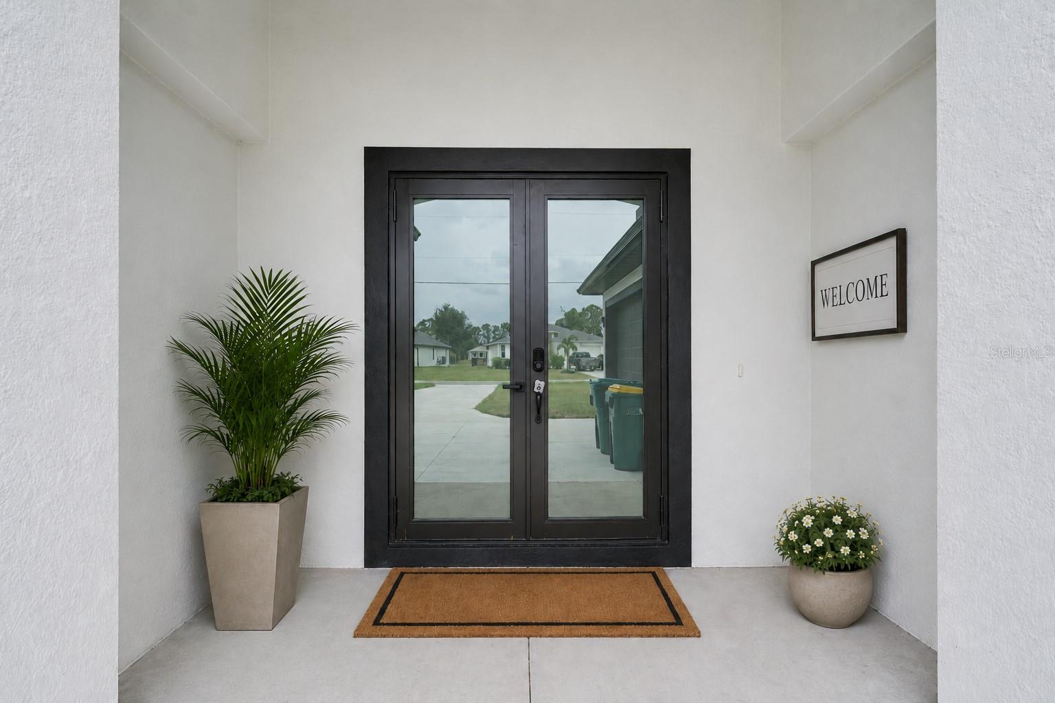 153 AUSTRALIAN DR