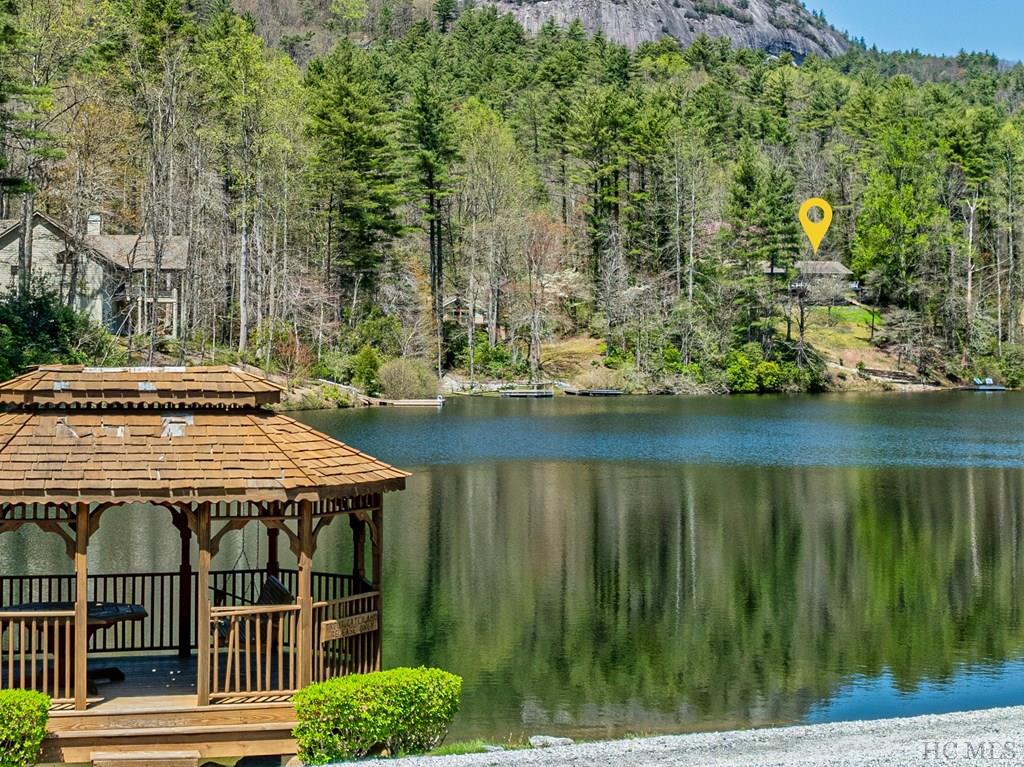 335 Twin Lakes Drive