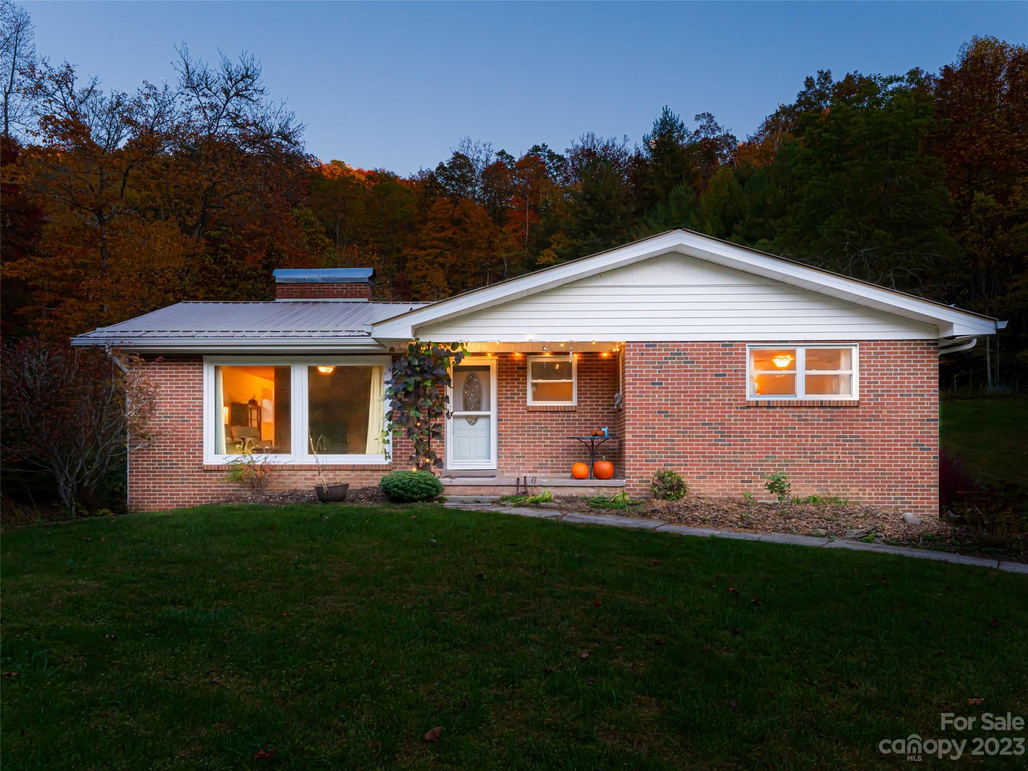 1555 Frozen Creek Road