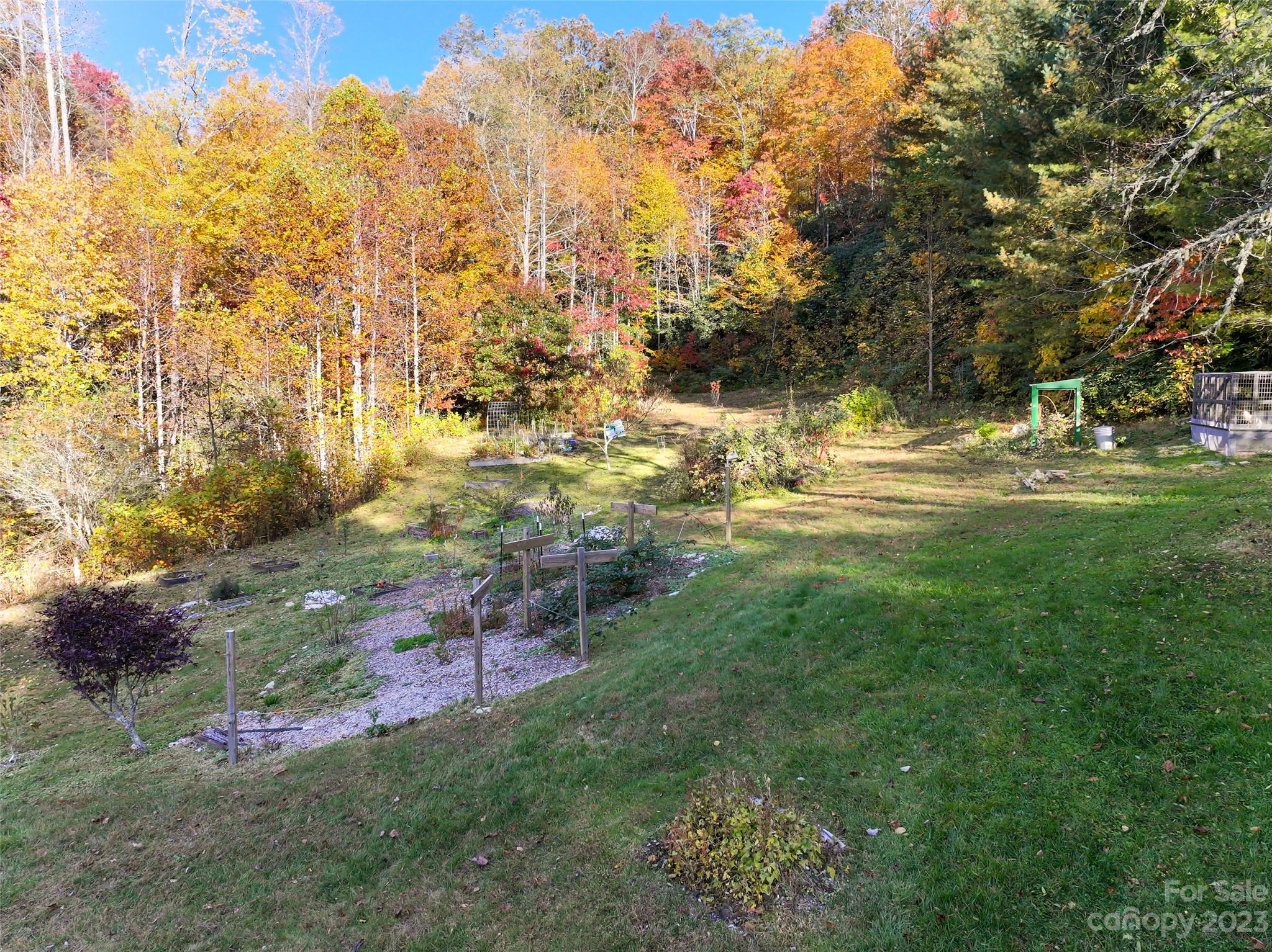 1555 Frozen Creek Road