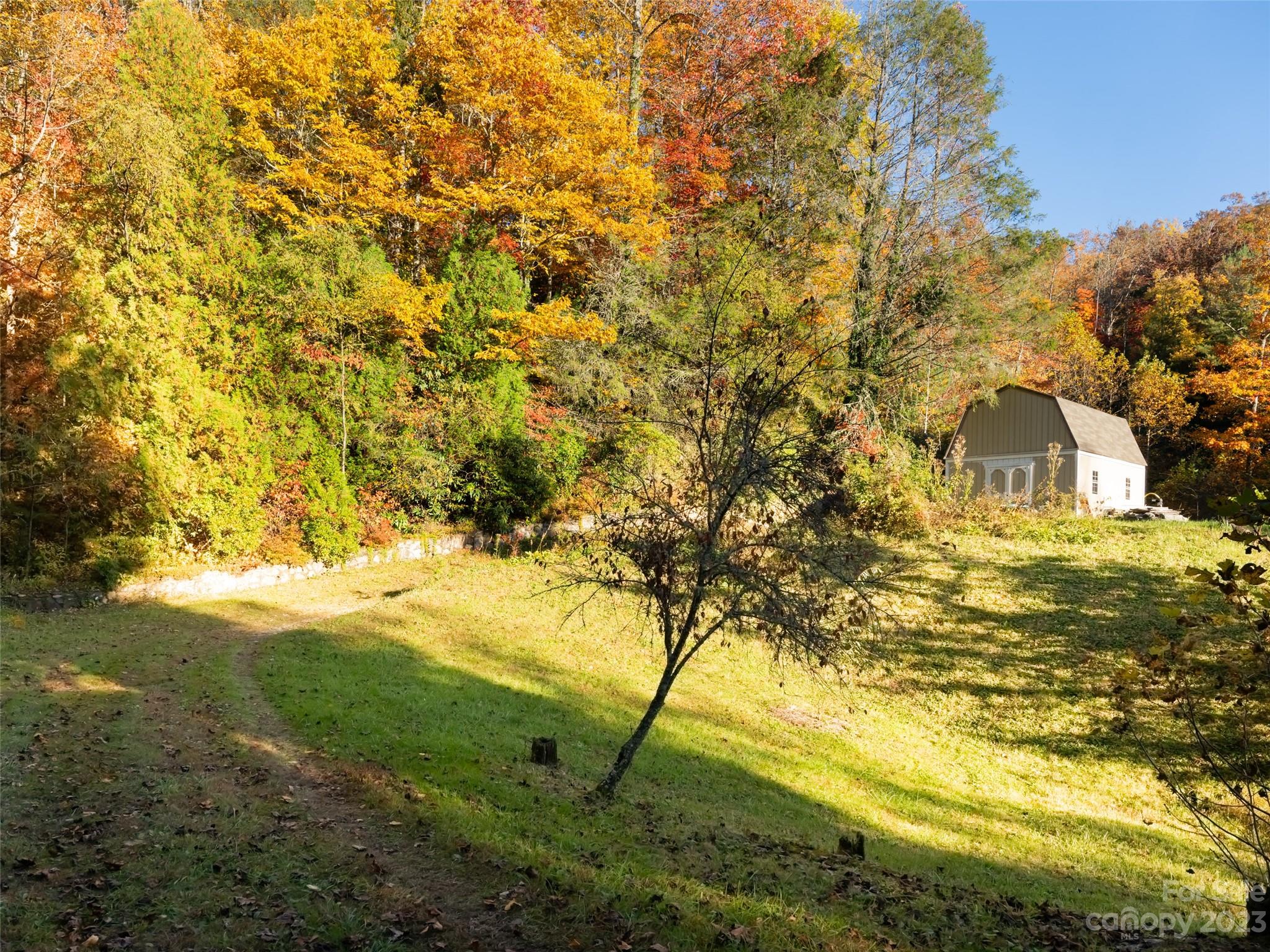 1555 Frozen Creek Road
