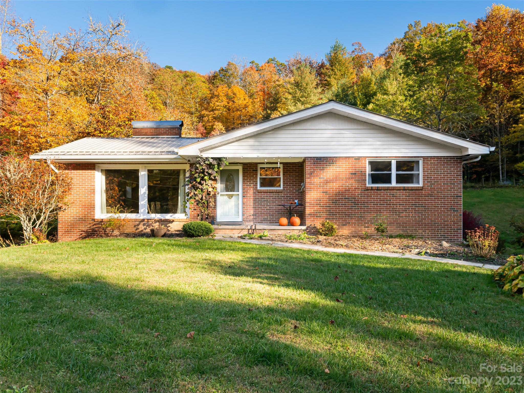 1555 Frozen Creek Road