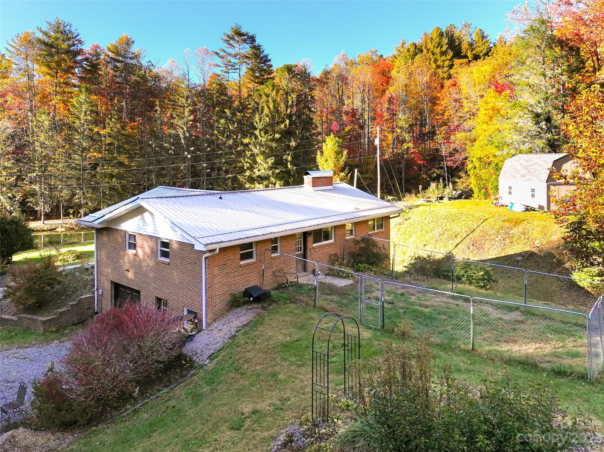 1555 Frozen Creek Road