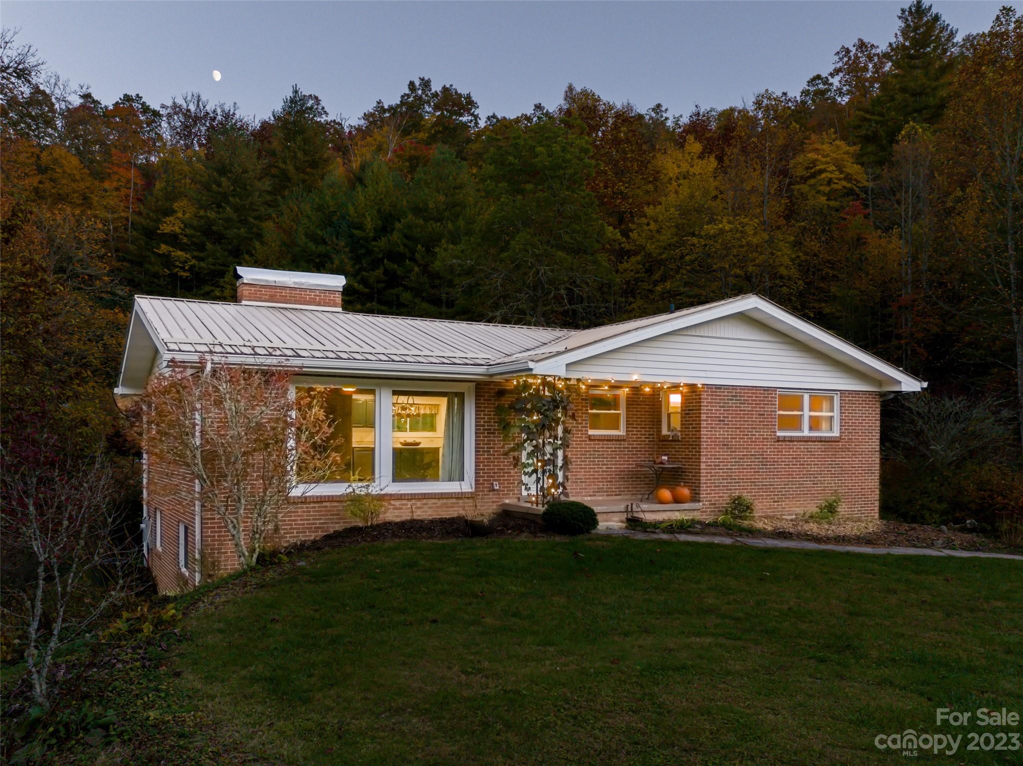 1555 Frozen Creek Road