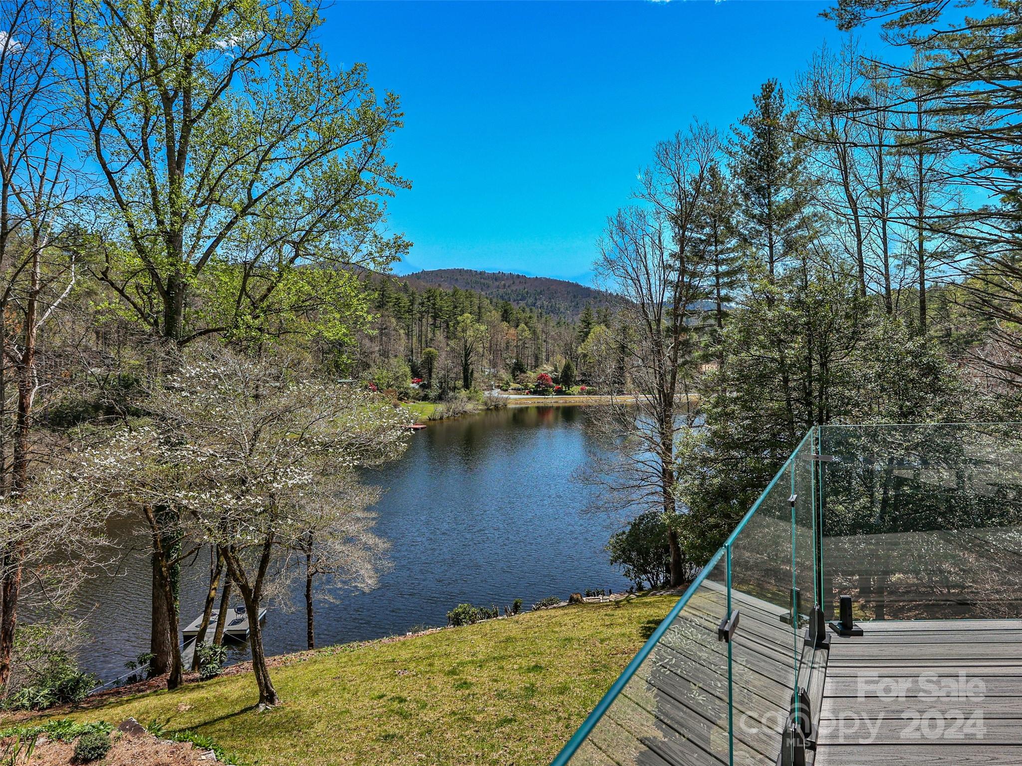 335 Twin Lakes Drive