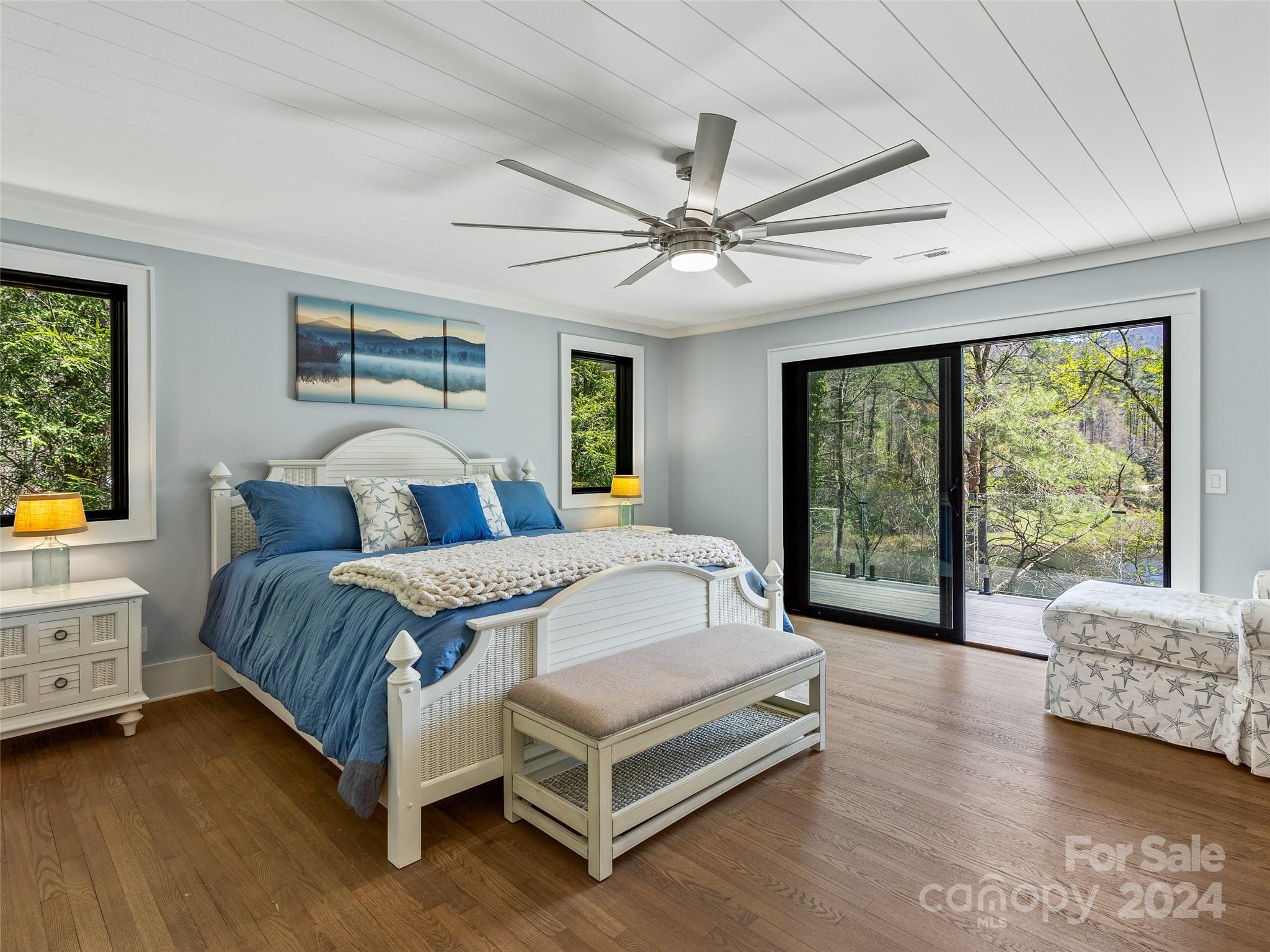 335 Twin Lakes Drive