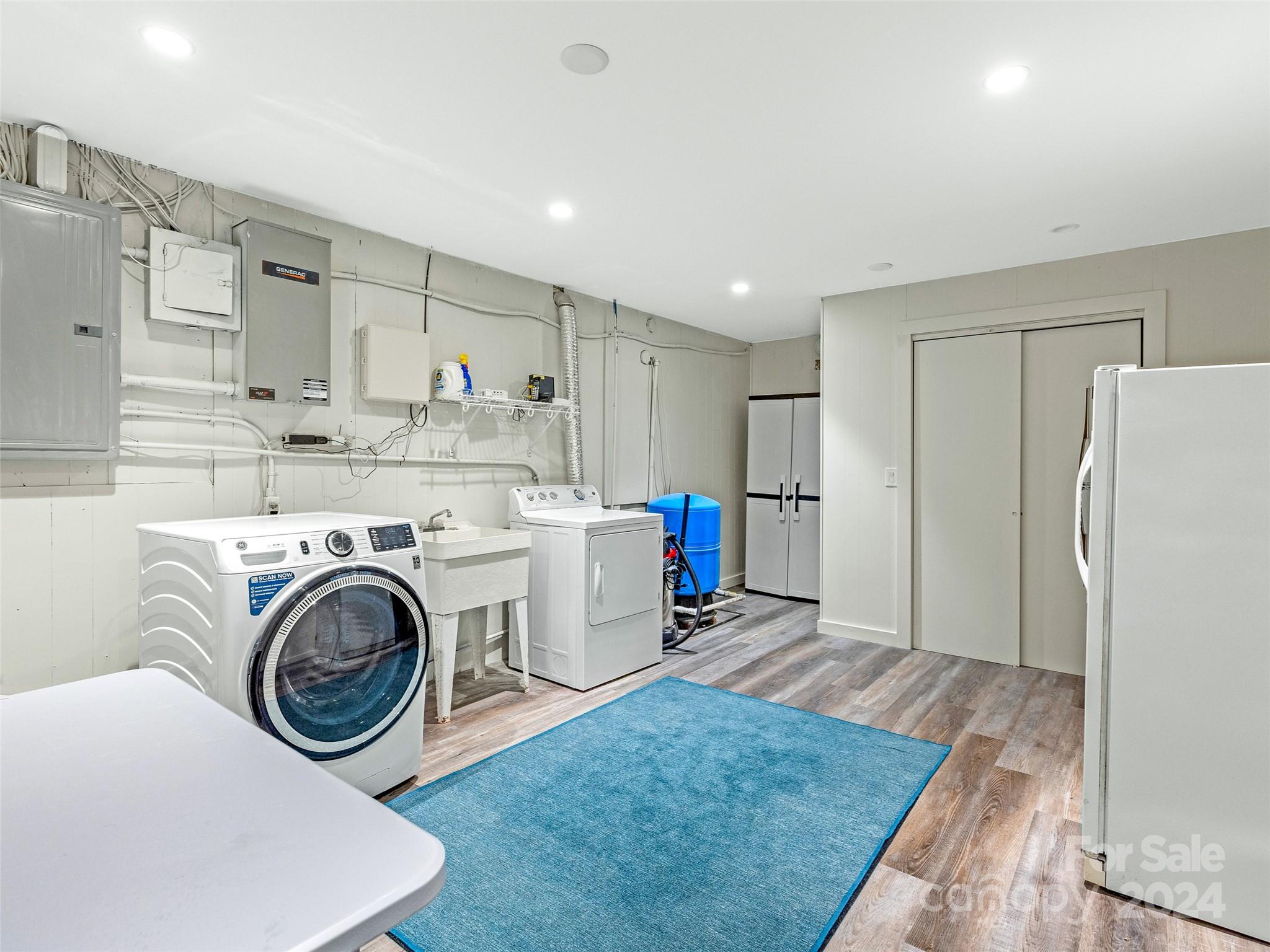 335 Twin Lakes Drive