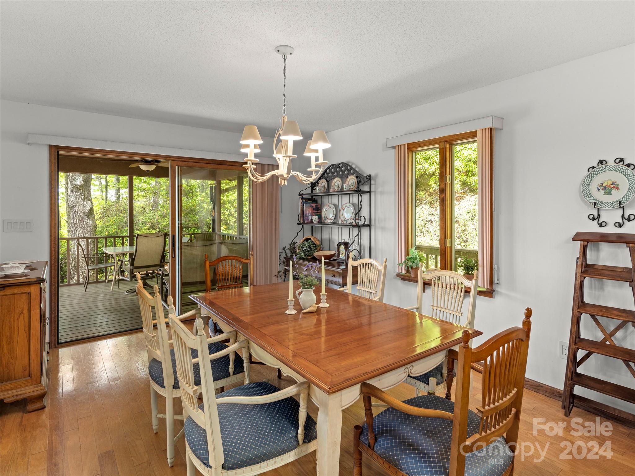 44 Wild Rose Lane