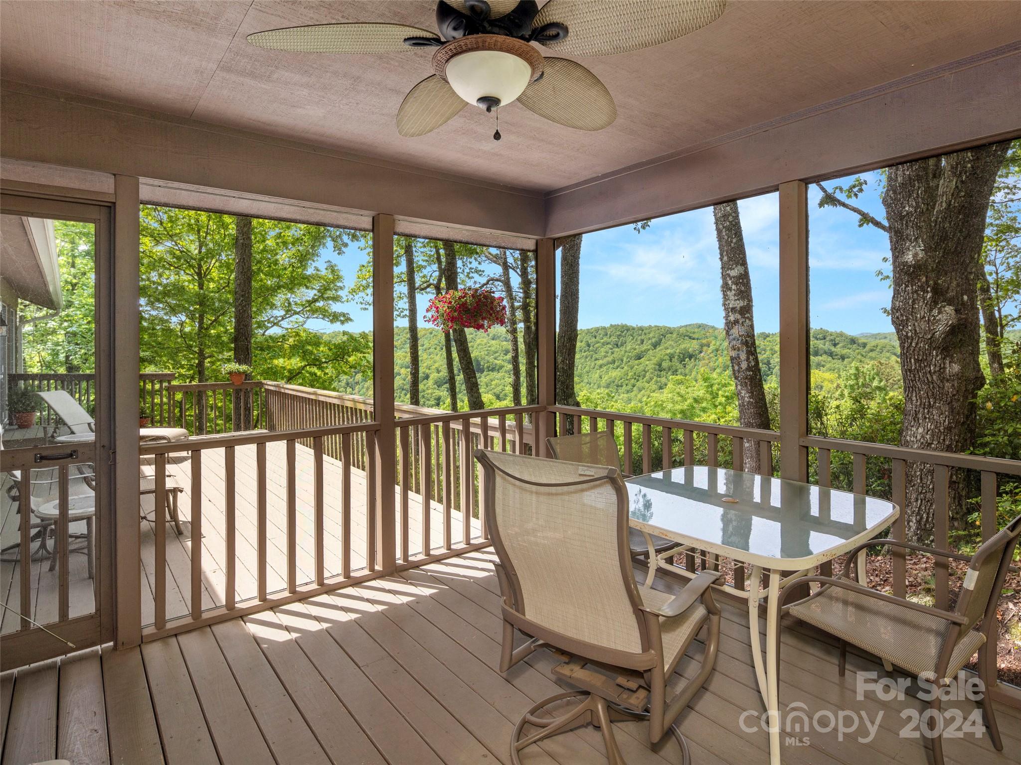 44 Wild Rose Lane
