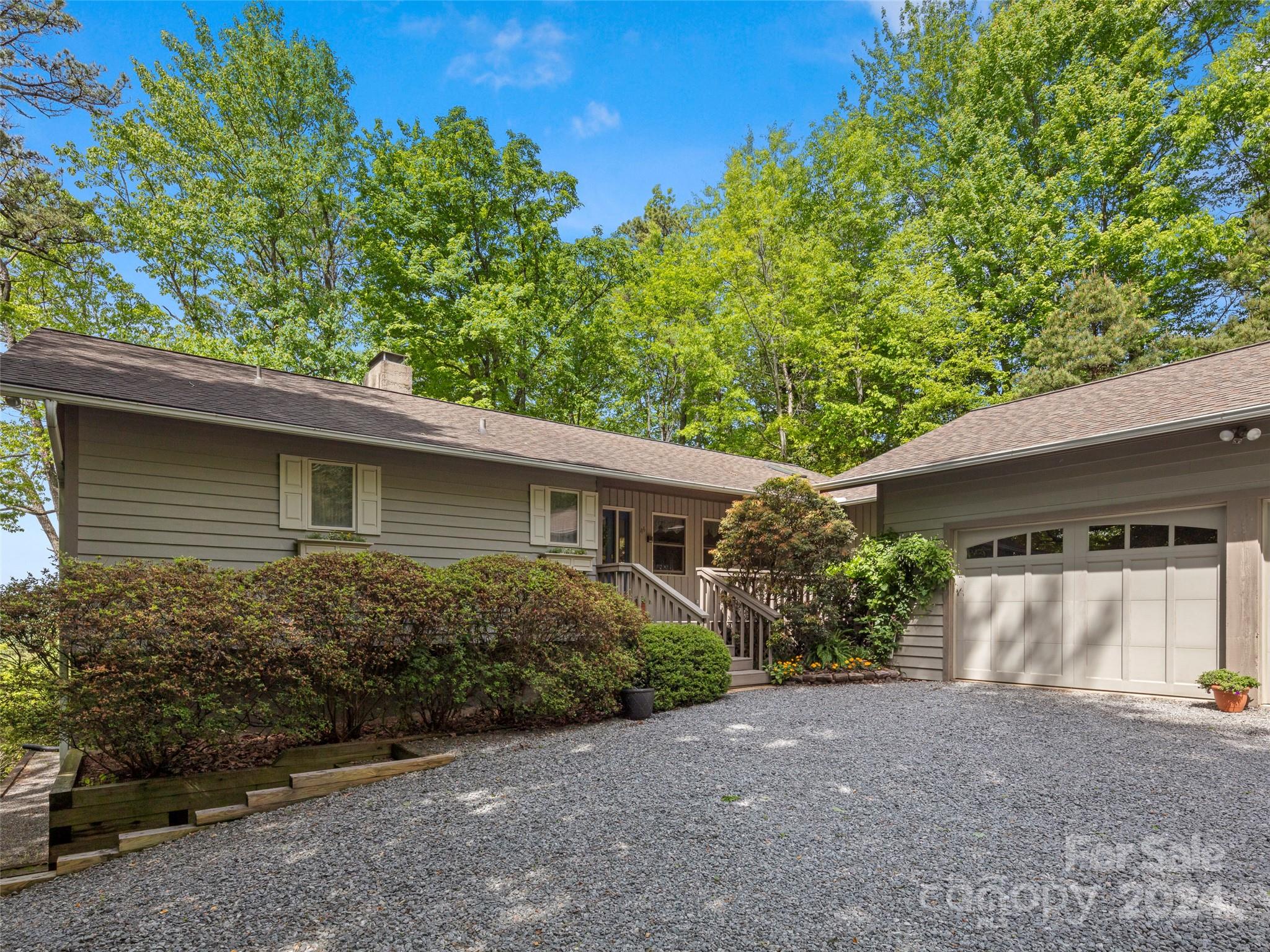44 Wild Rose Lane