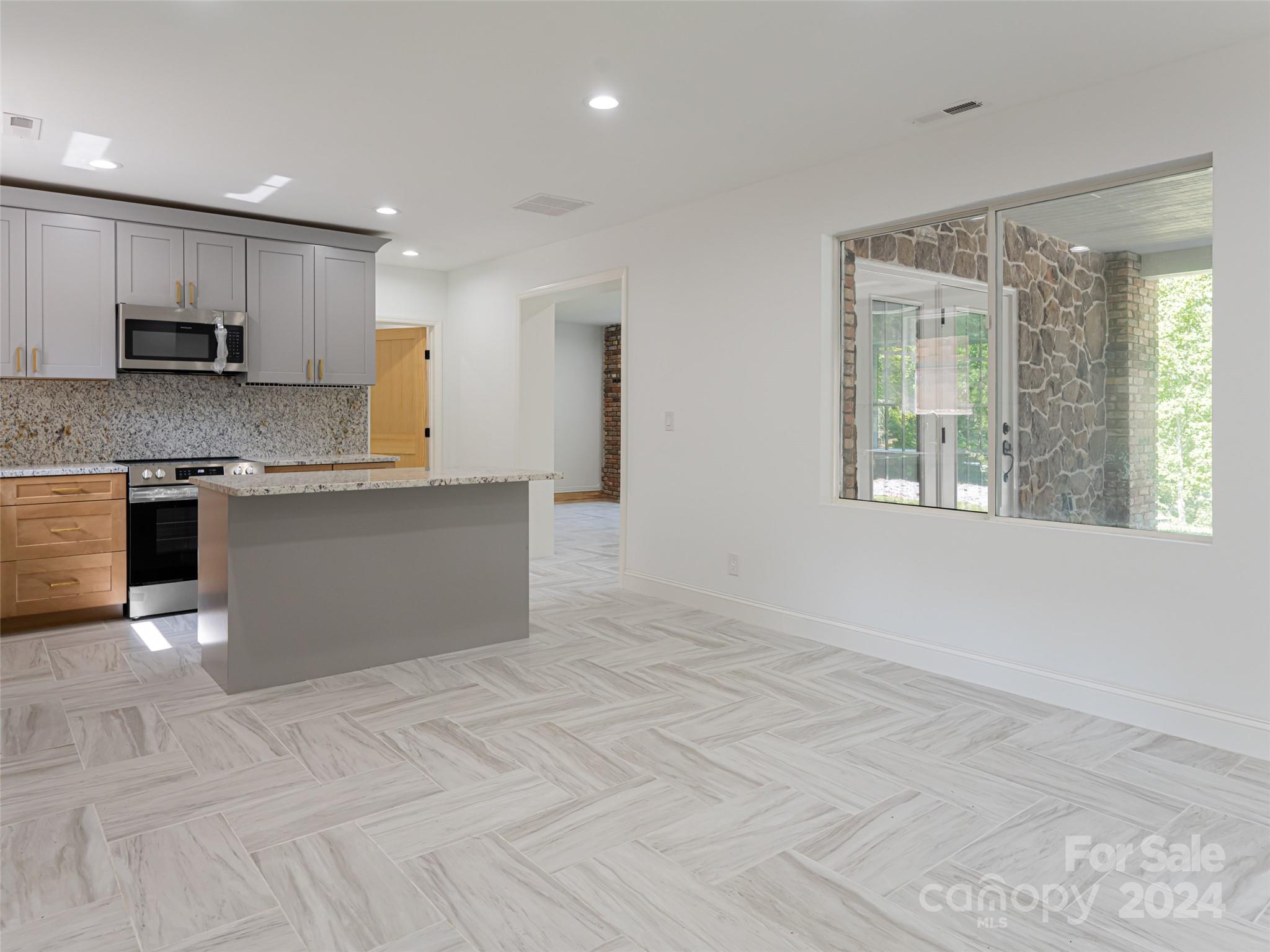 323 Auburn Sky Trail