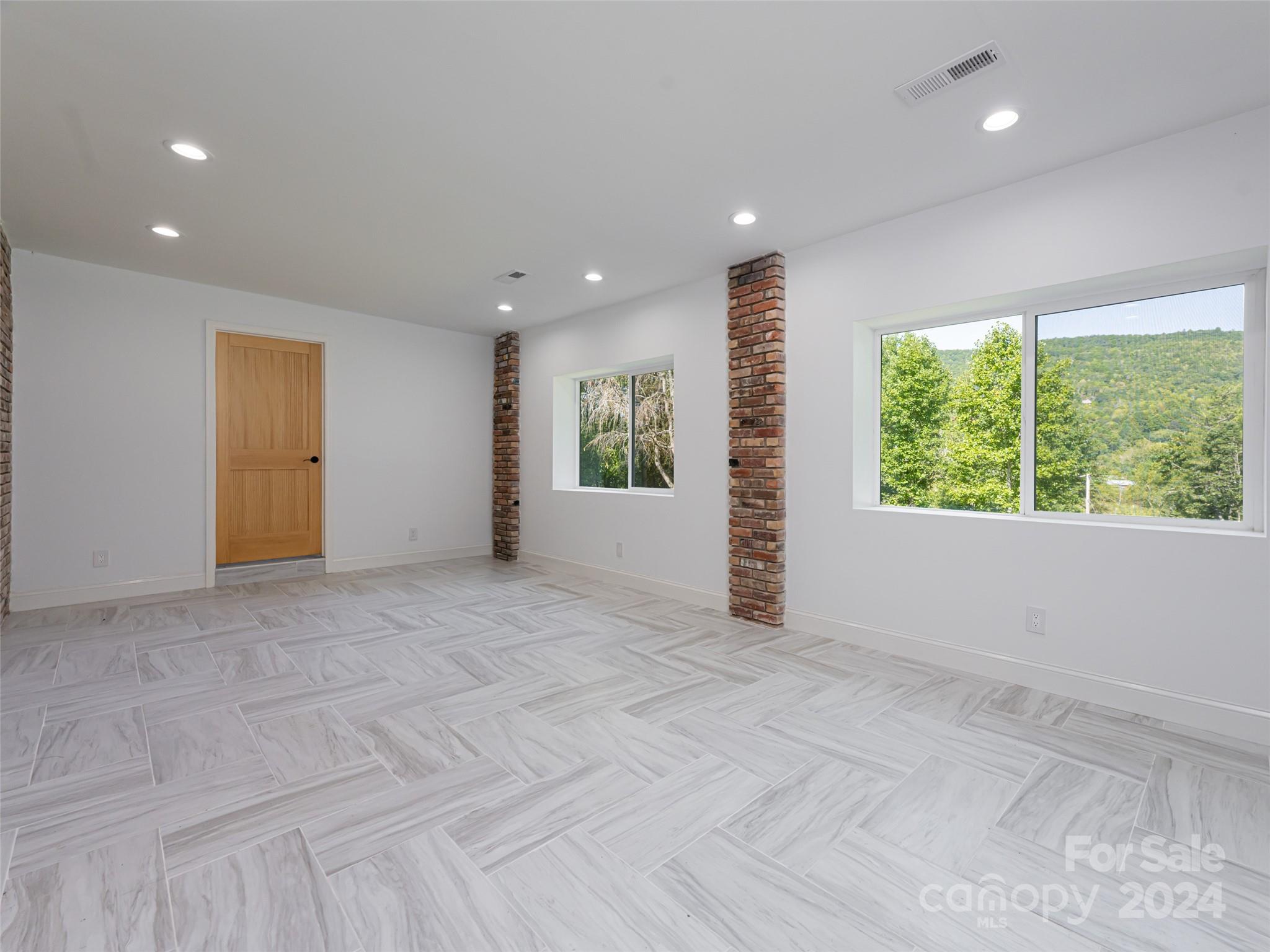 323 Auburn Sky Trail