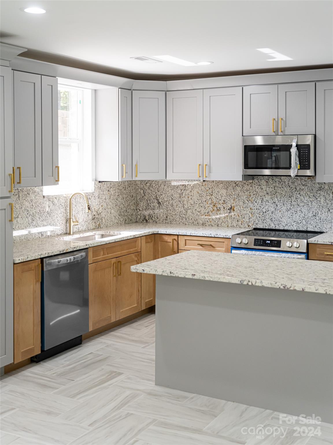 323 Auburn Sky Trail