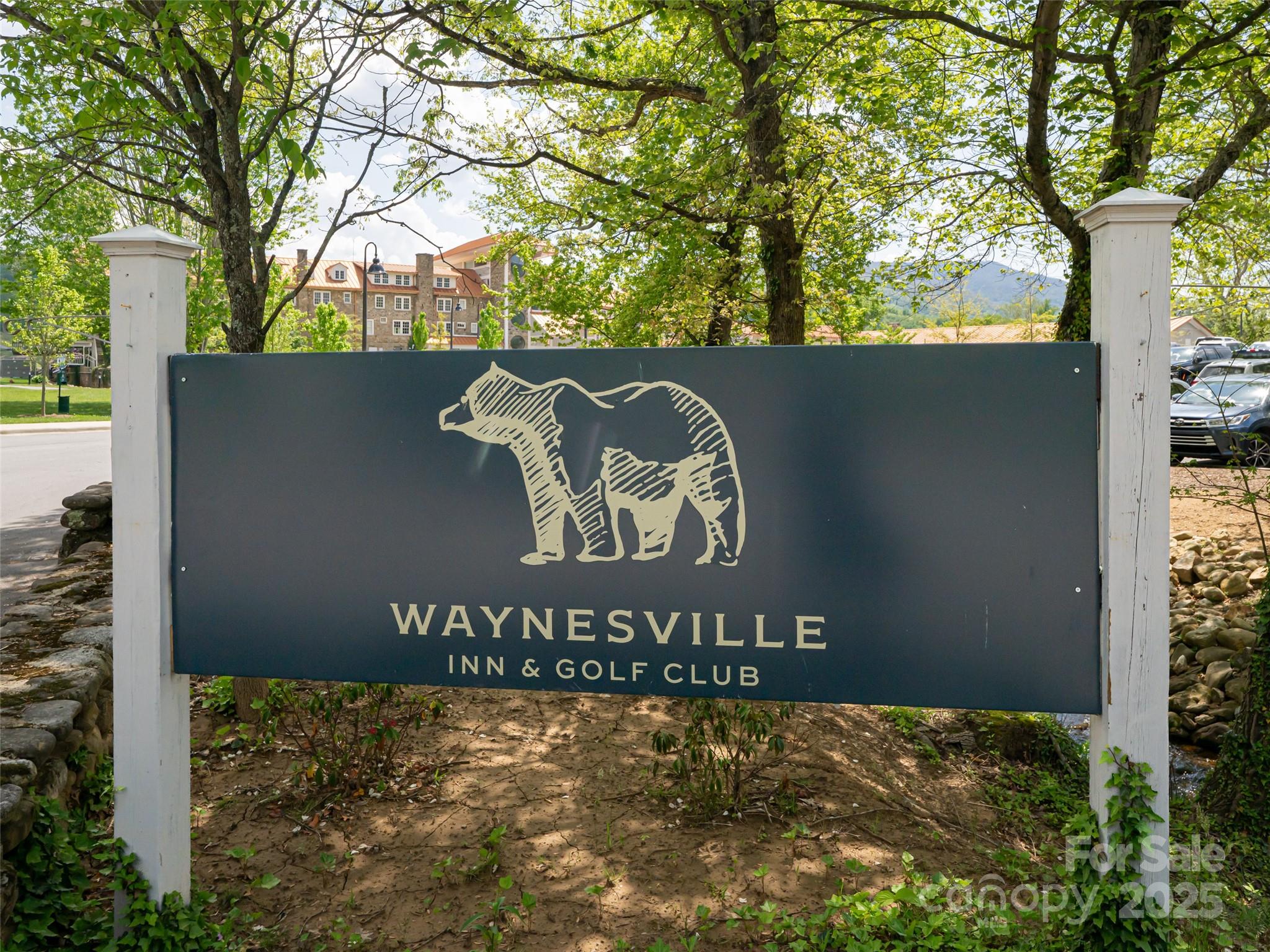 165 Country Club Drive
