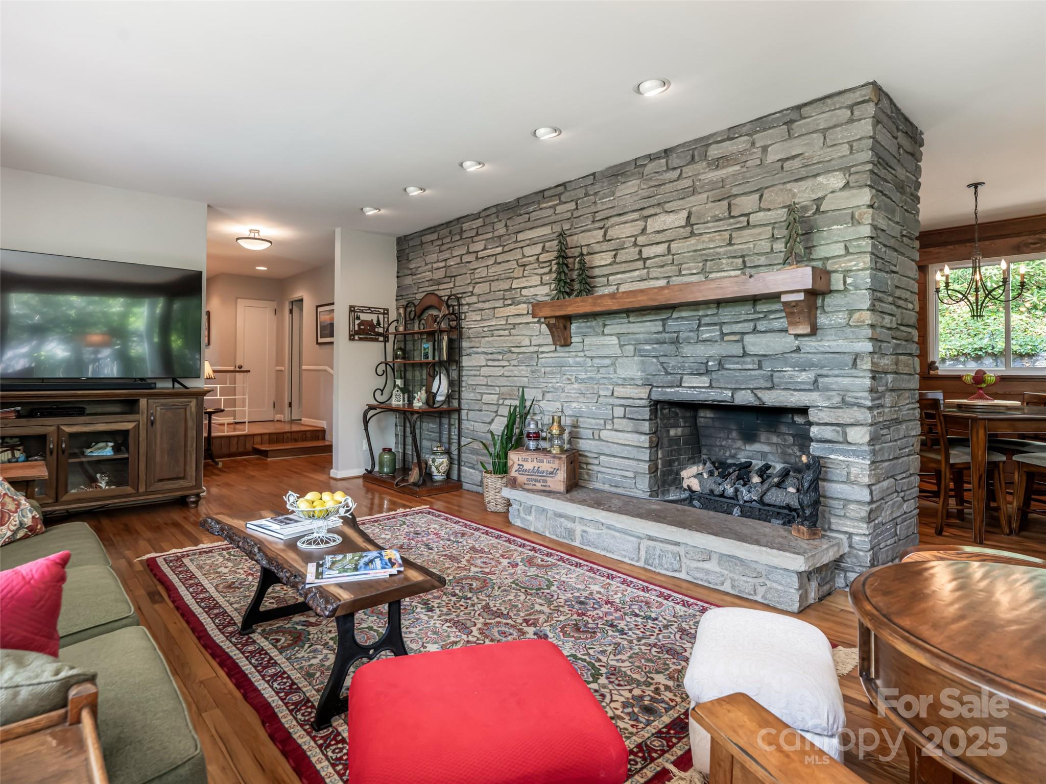 165 Country Club Drive