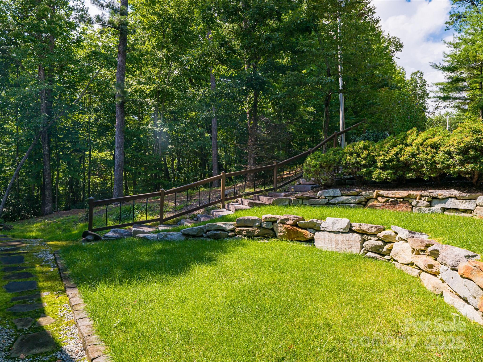 340 West View Road