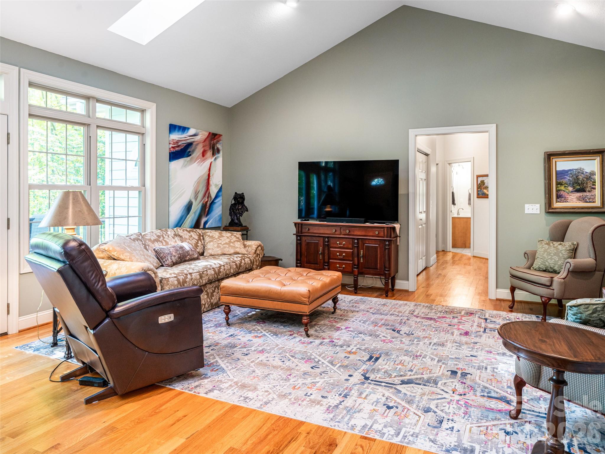 4 Dogwood Glen Circle