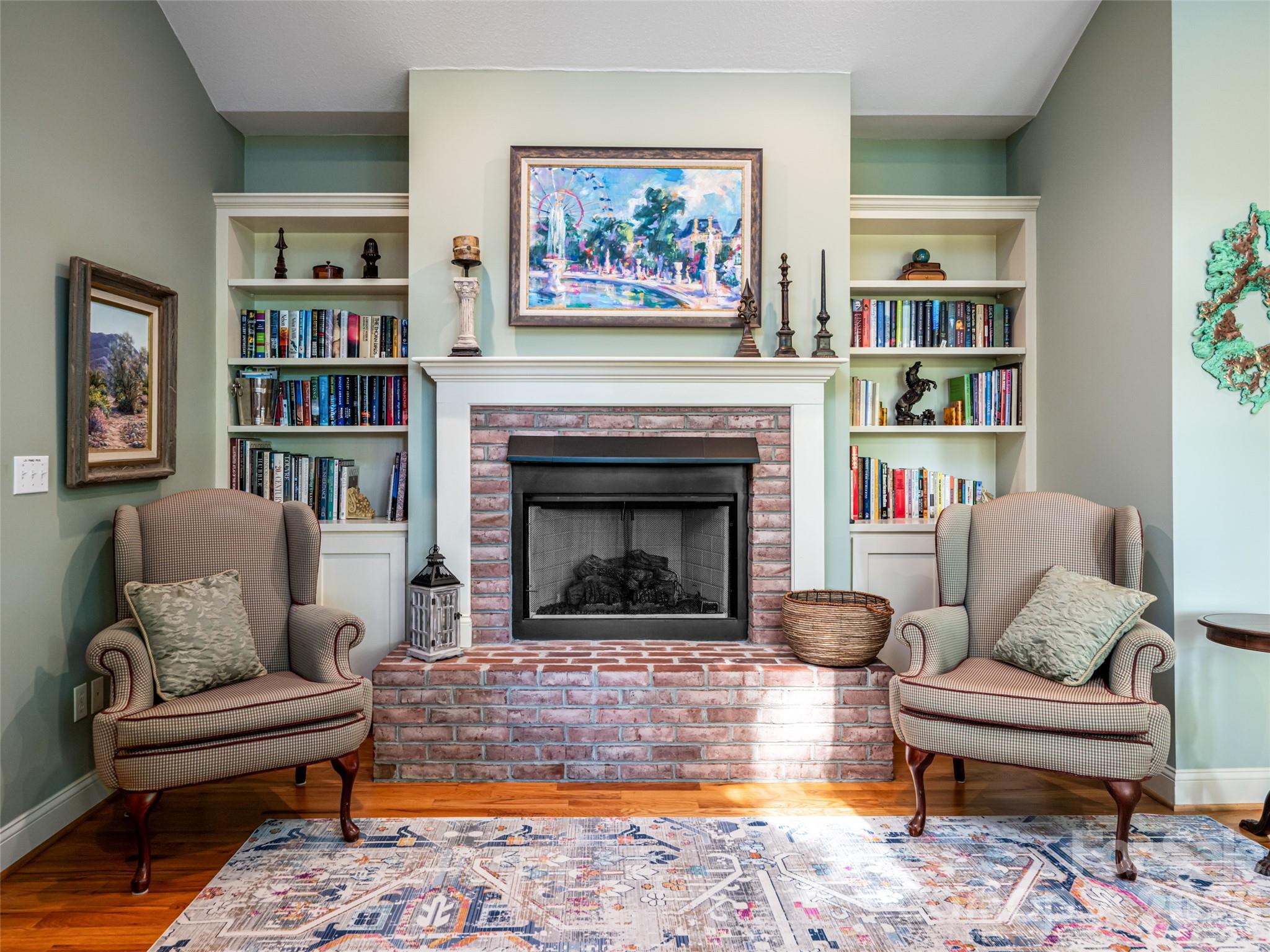 4 Dogwood Glen Circle
