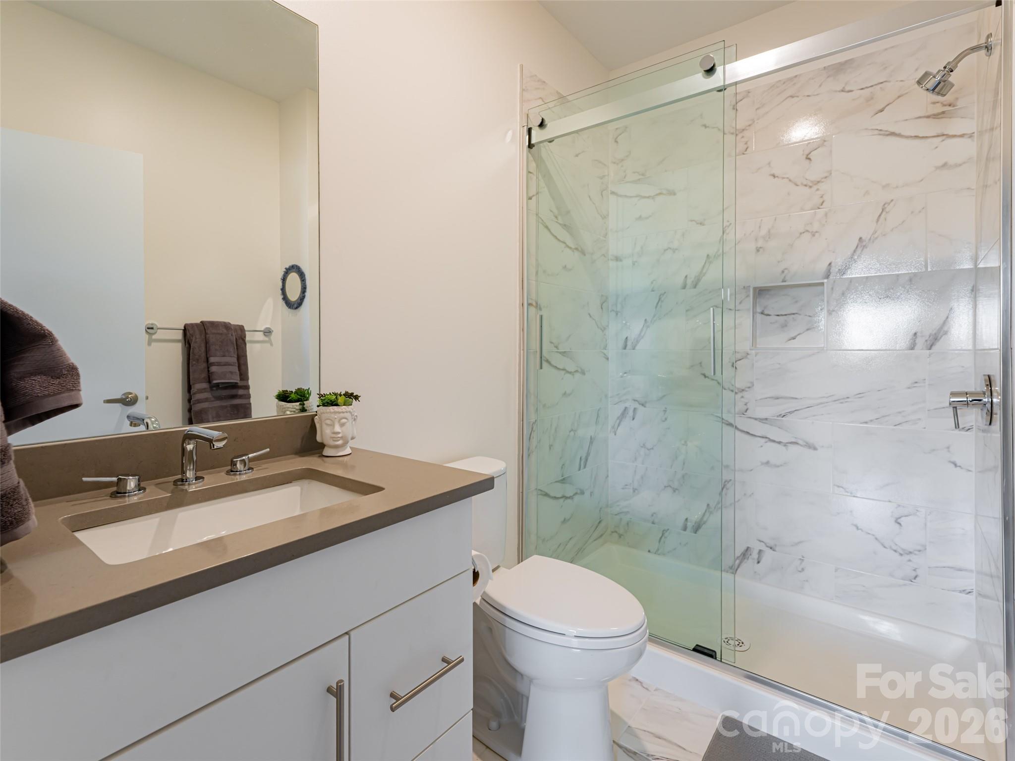 68 Craven Street Unit: 304