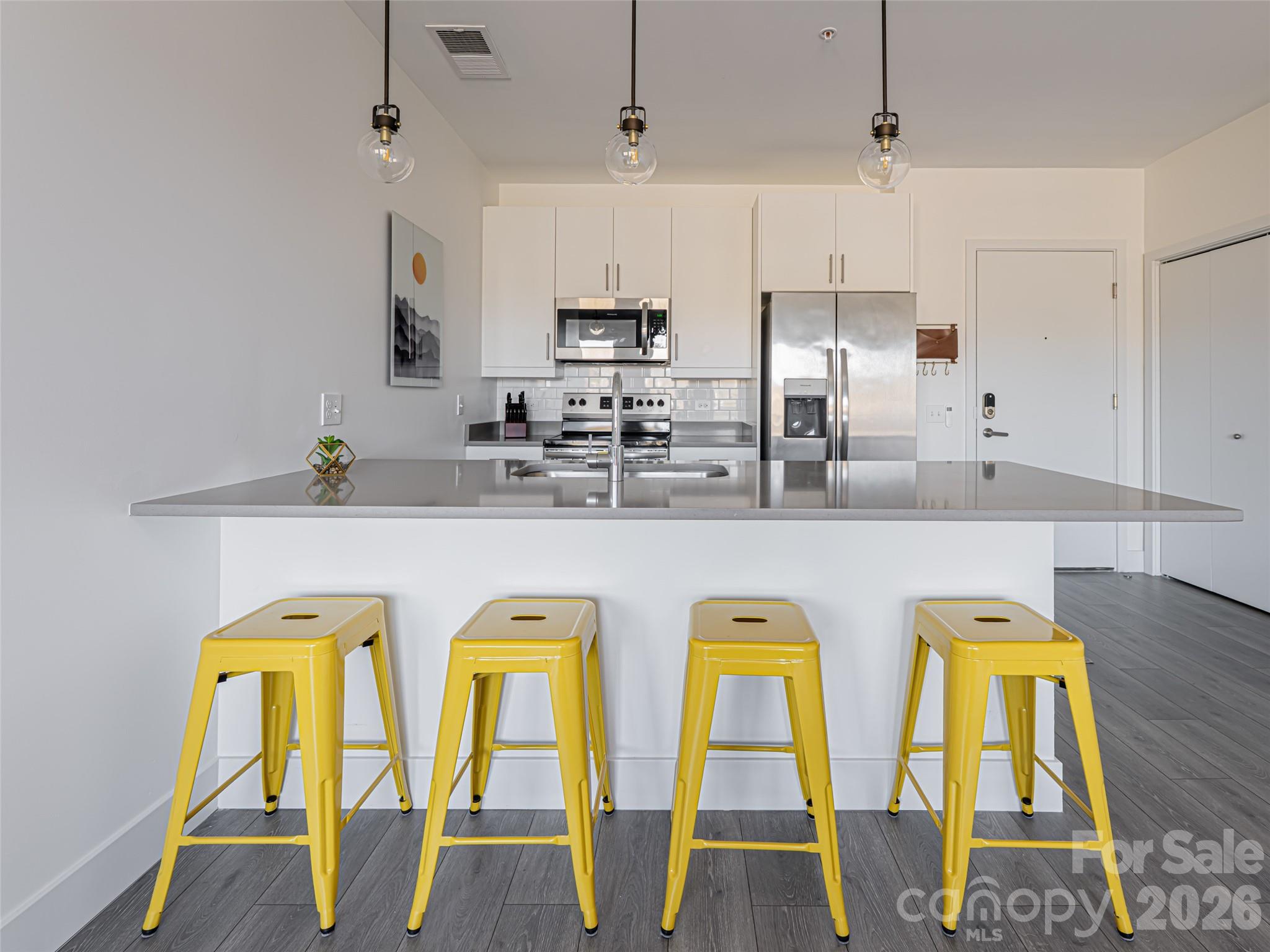 68 Craven Street Unit: 304