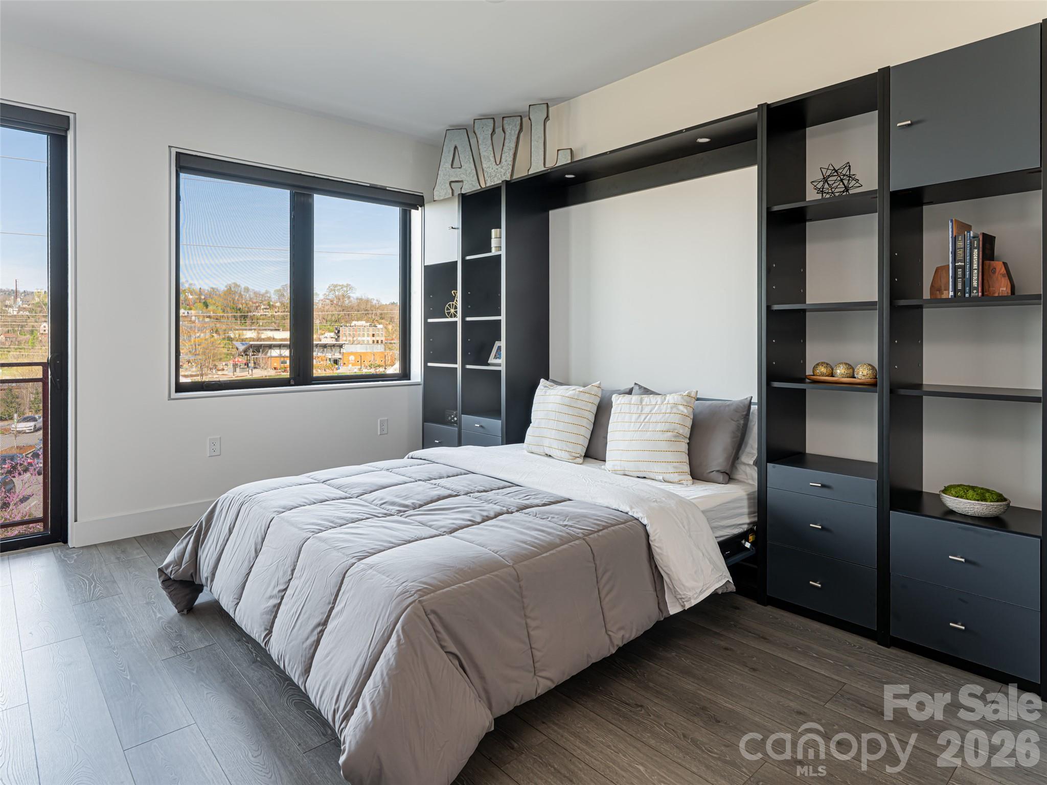 68 Craven Street Unit: 304